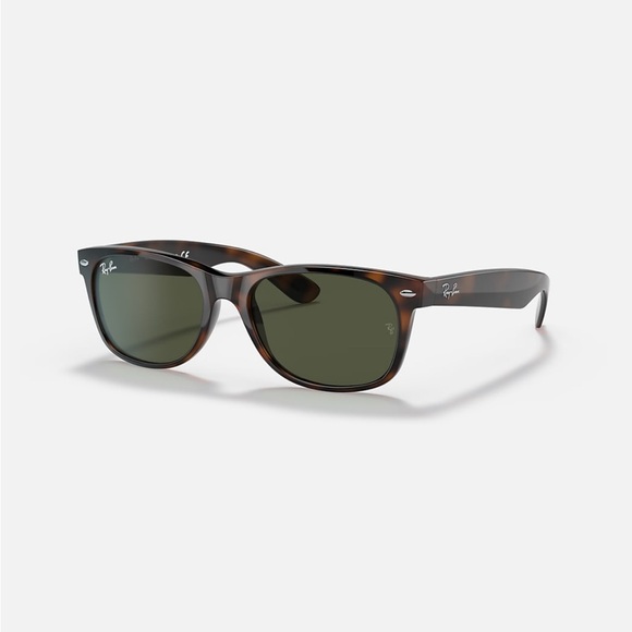 Ray Ban Wayfarer Sunglasses - Picture 1 of 6